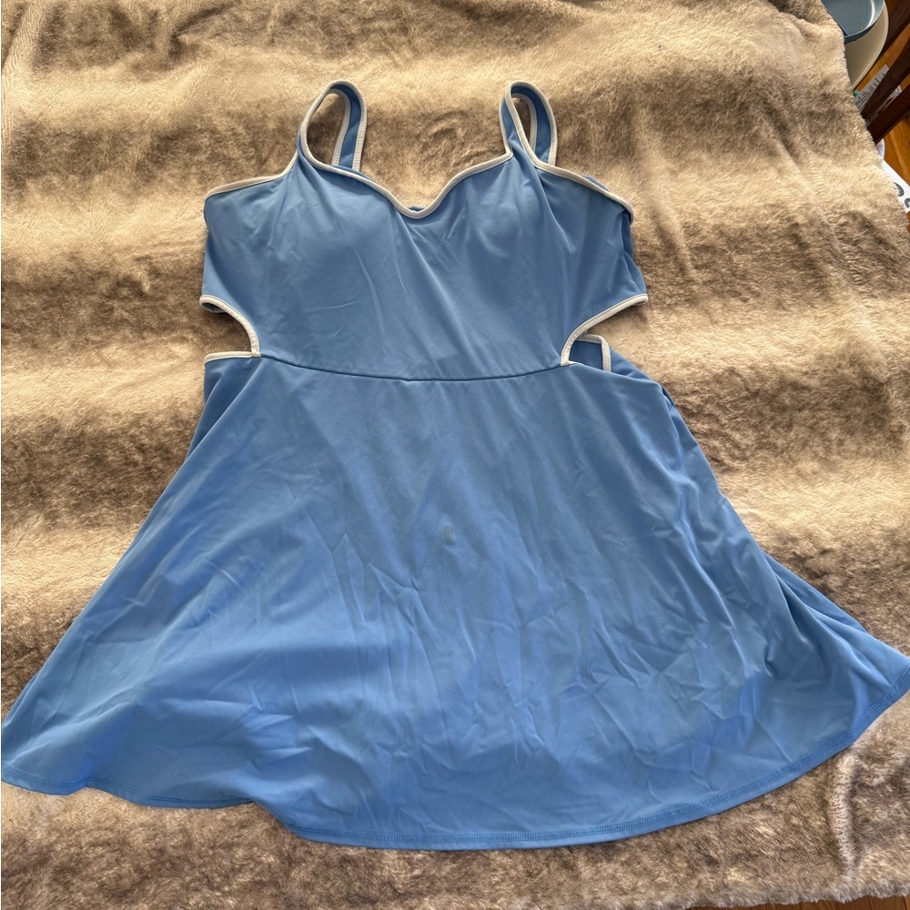 Old navy activewear dress with shorts. Size xxl